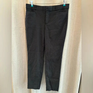 Banana Republic Size 8 “Sloan”‎ Slim trousers. Black and White X Dot.